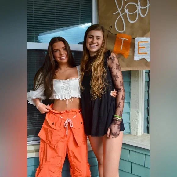 Heather White Long Sleeve Crop Top - Picture 4 of 6